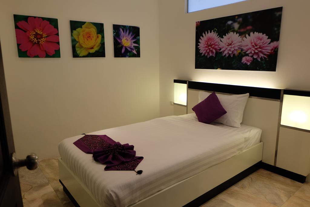 Phuket Seaview Resotel Rawai Pokoj fotografie